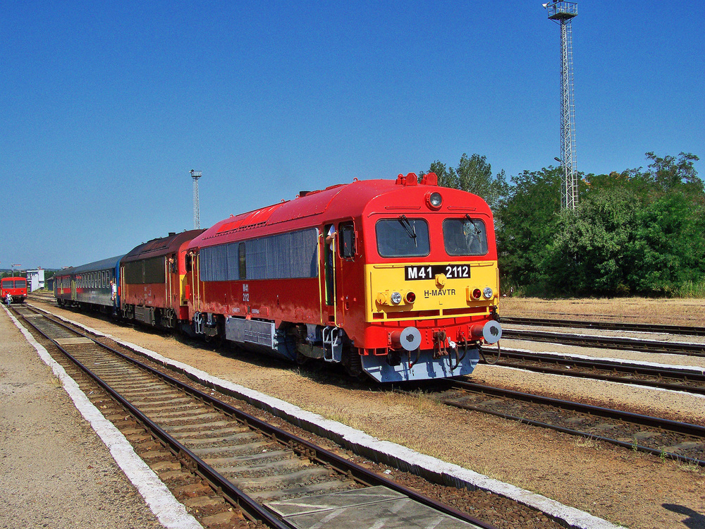 M41 - 2112 Bátaszék (2009.07.29)01.