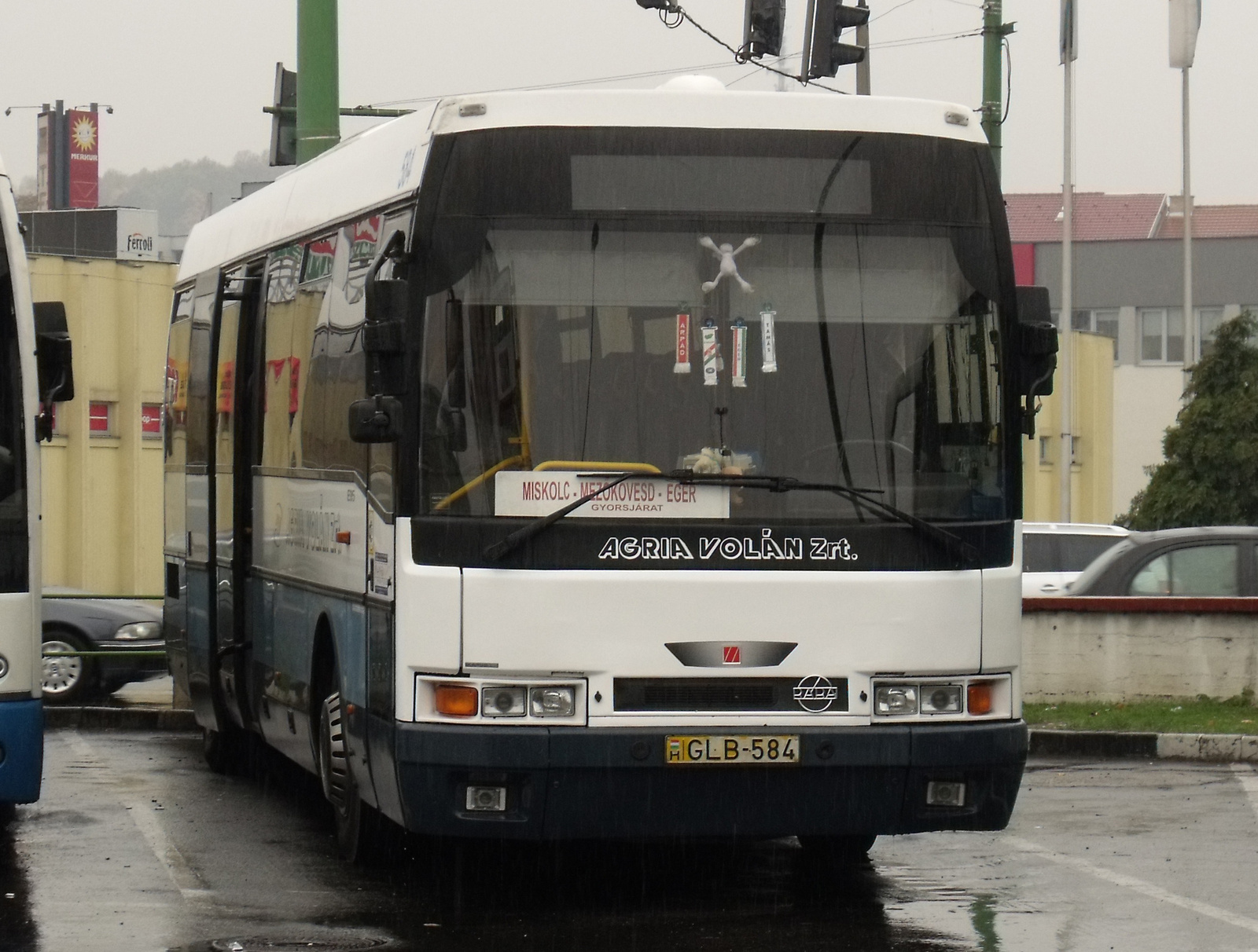 GLB-584