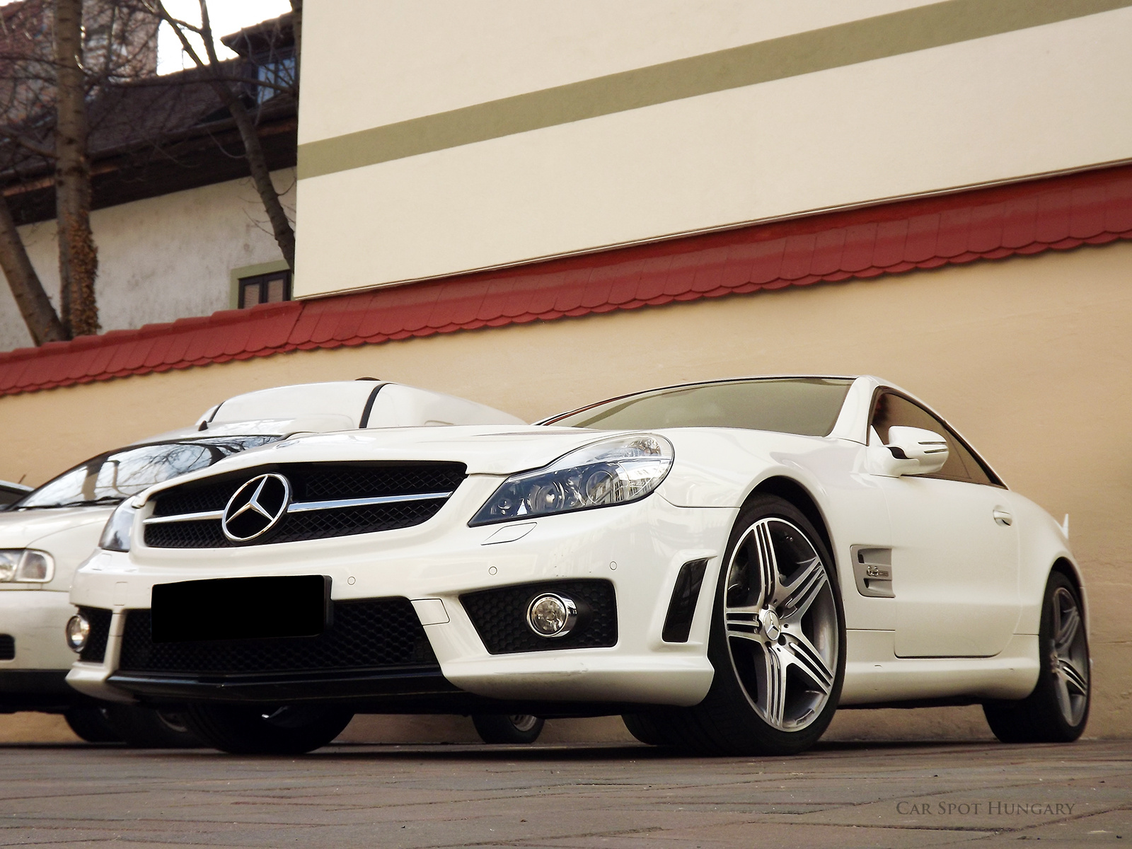 Mercedes SL63 AMG