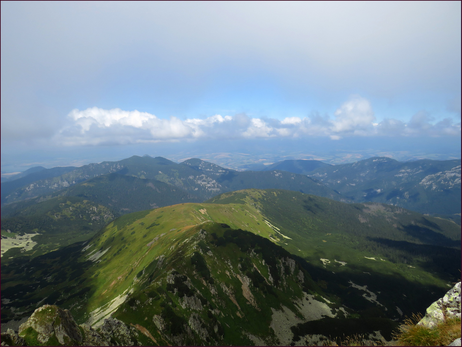 Panoráma a Gyömbér-csúcsról