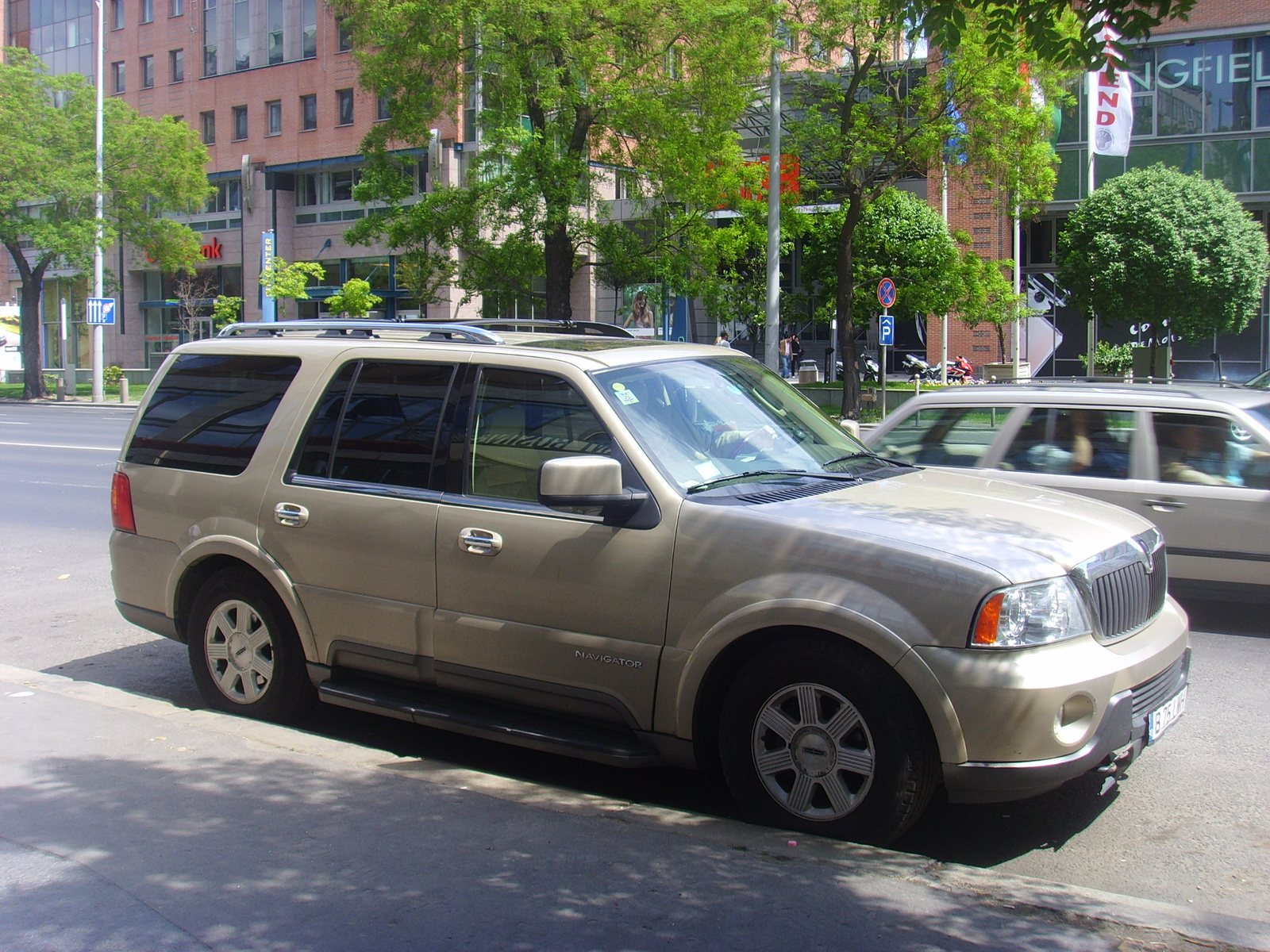 LINCOLN NAVIGATOR