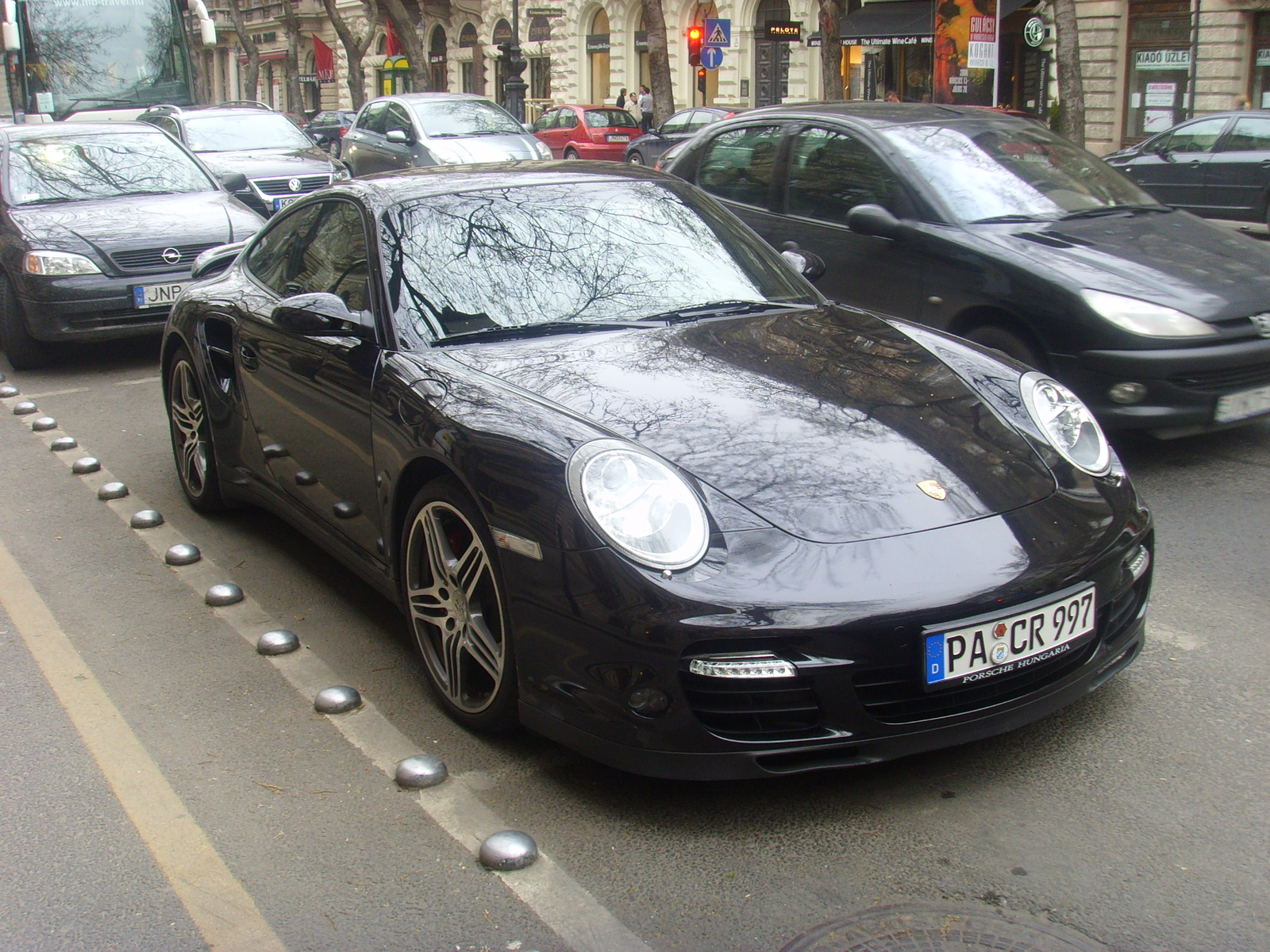 PORSCHE 911 TURBO