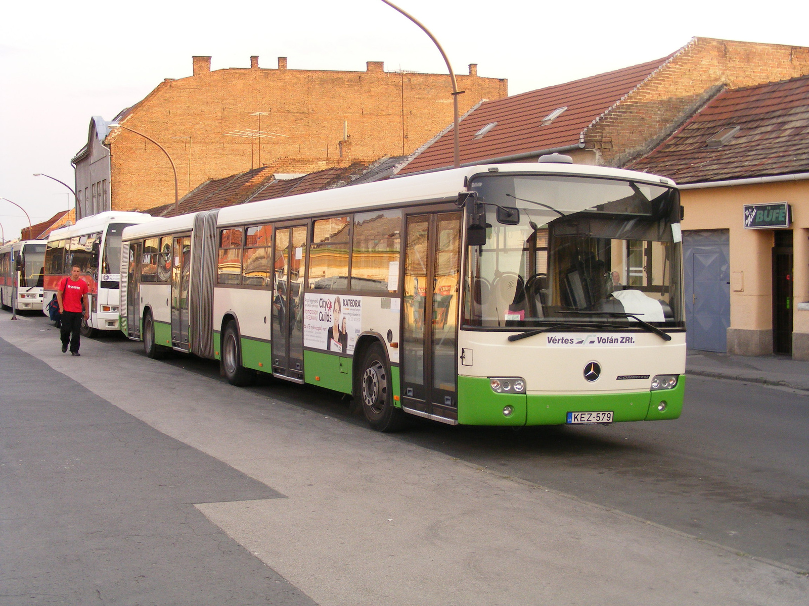 busszal mentem vissza Piliscsabára