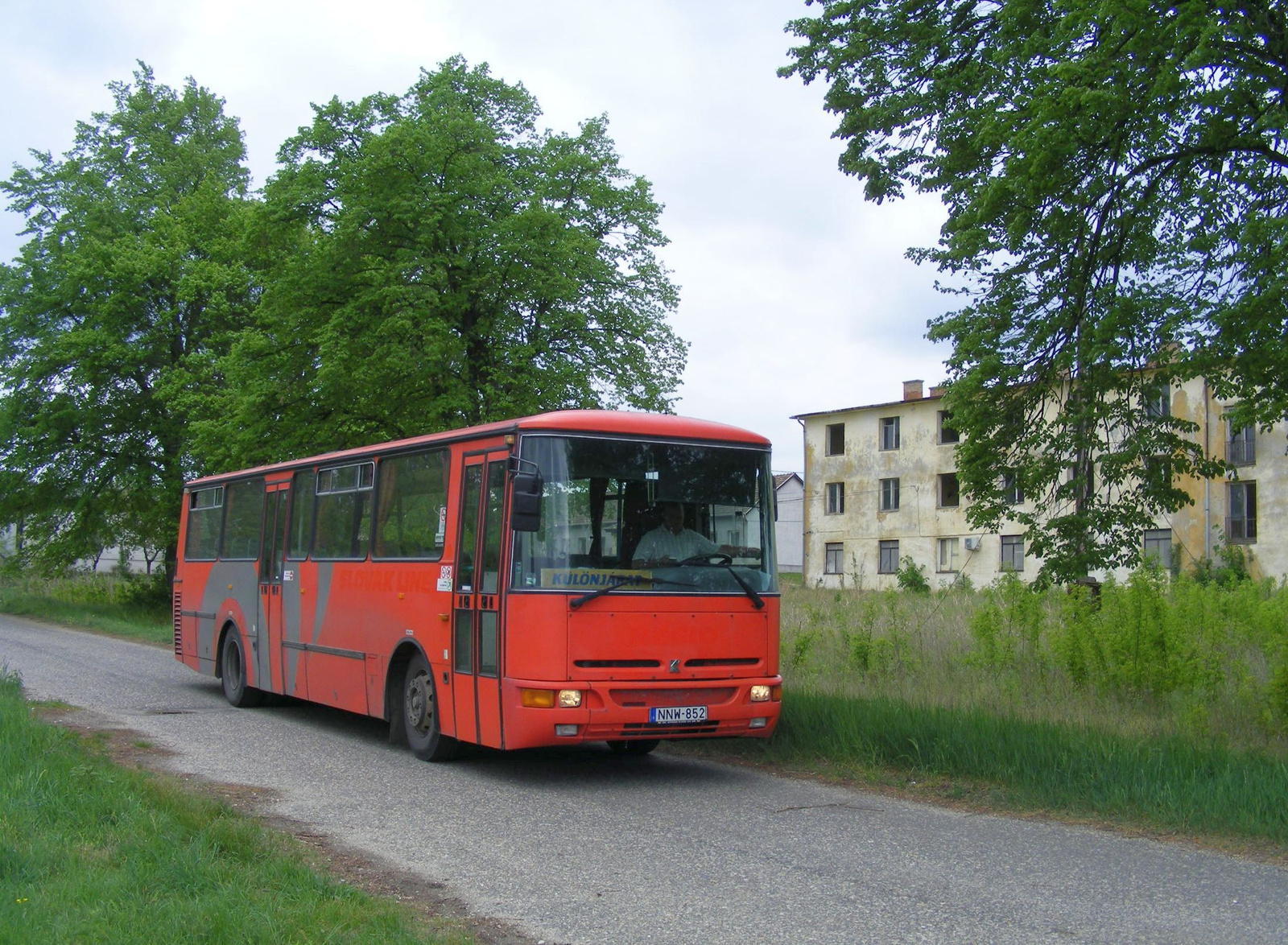 Szákszend laktanya