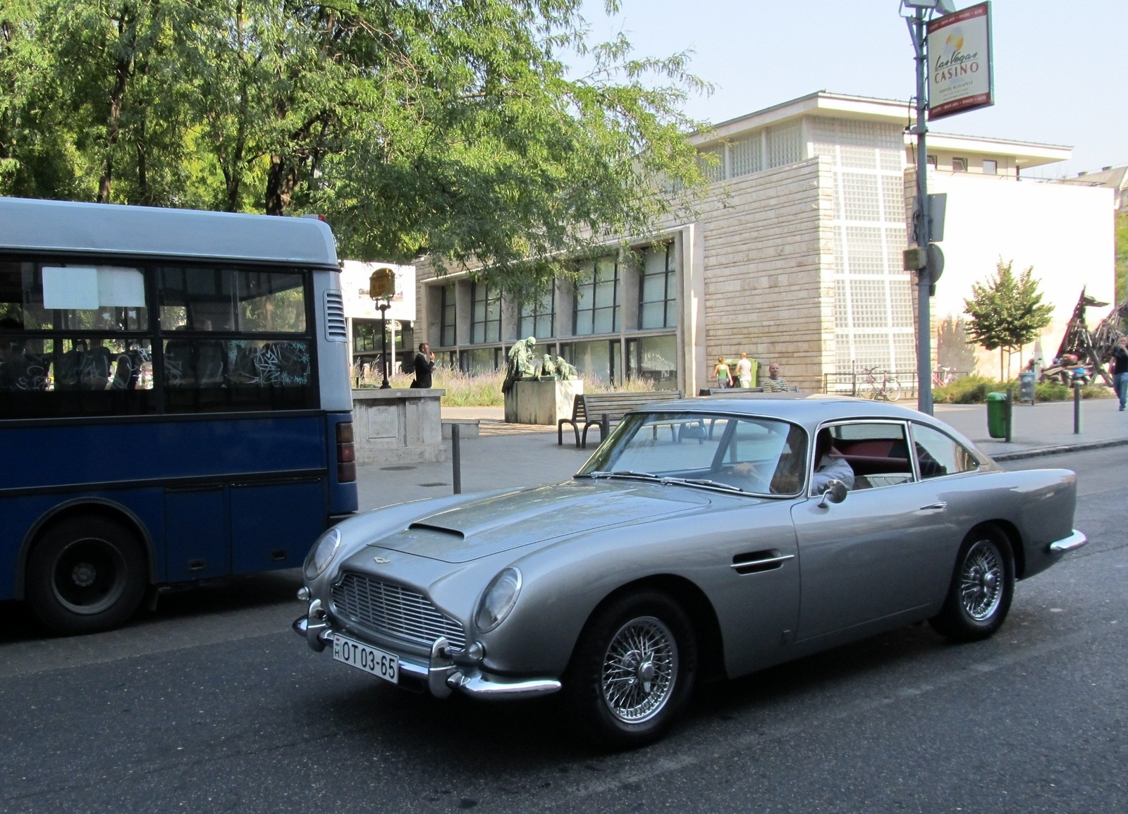 Aston Martin DB5