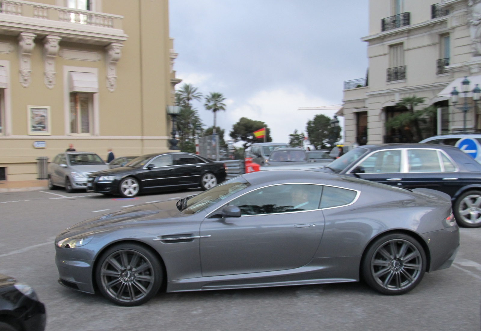 Aston Martin DBS