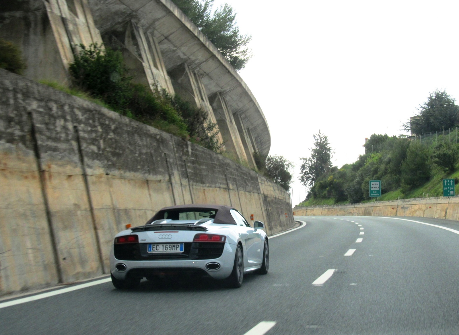 Audi R8 V10 Spyder