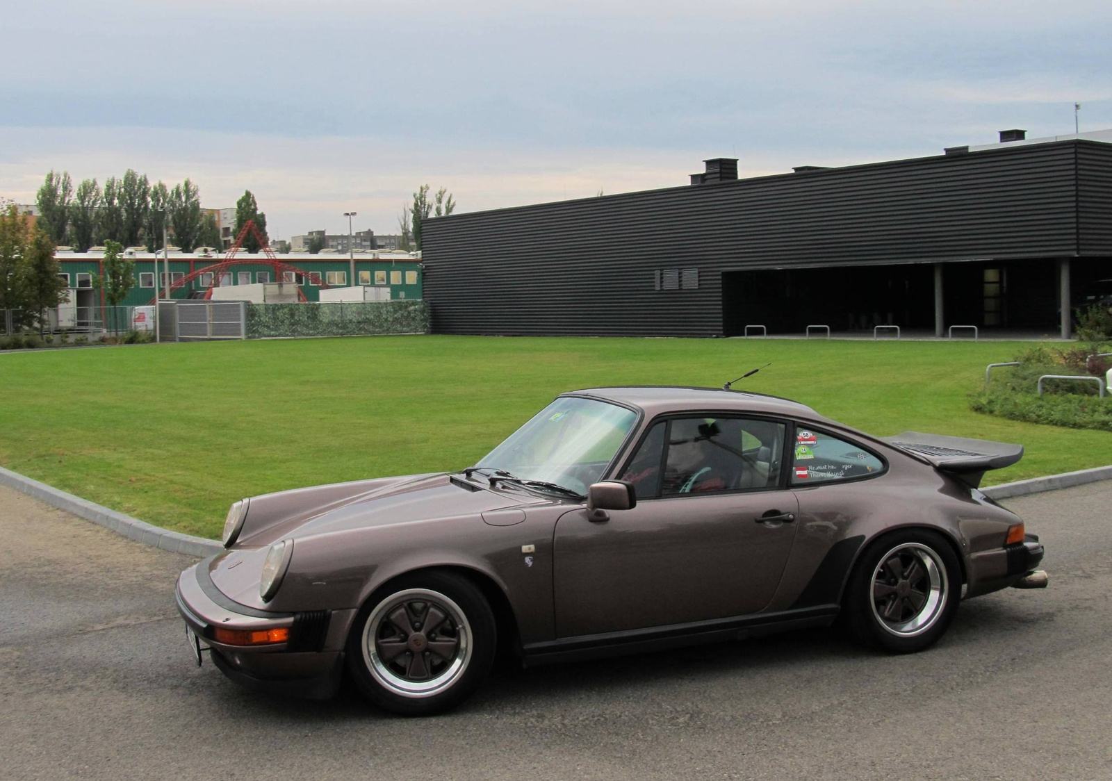 Porsche 911 Turbo (930)