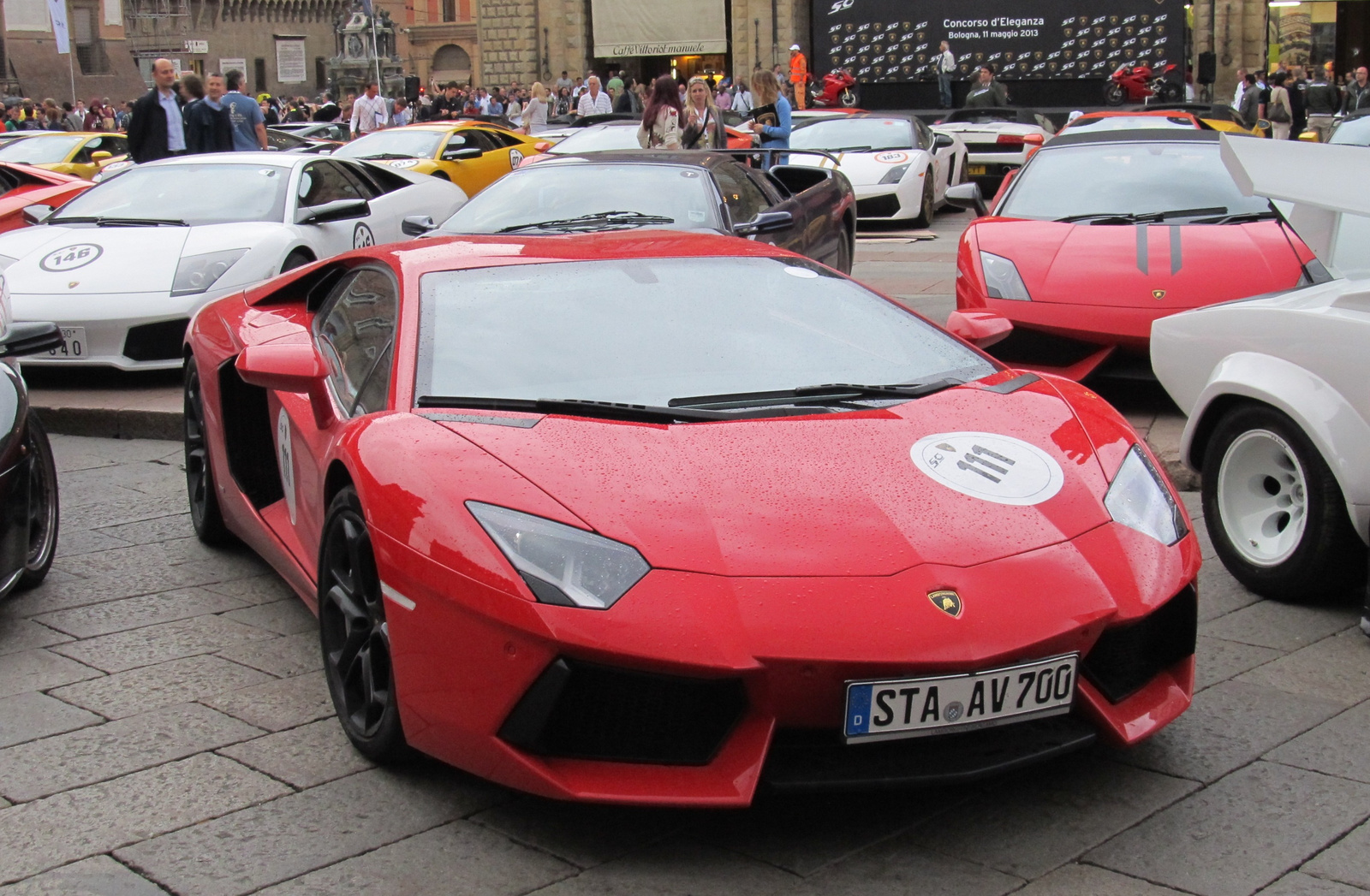 Lamborghini Aventador LP700-4