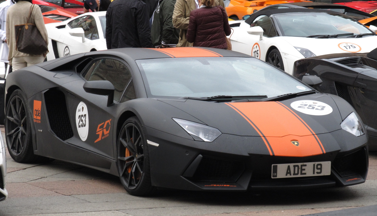 Lamborghini Aventador LP700-4