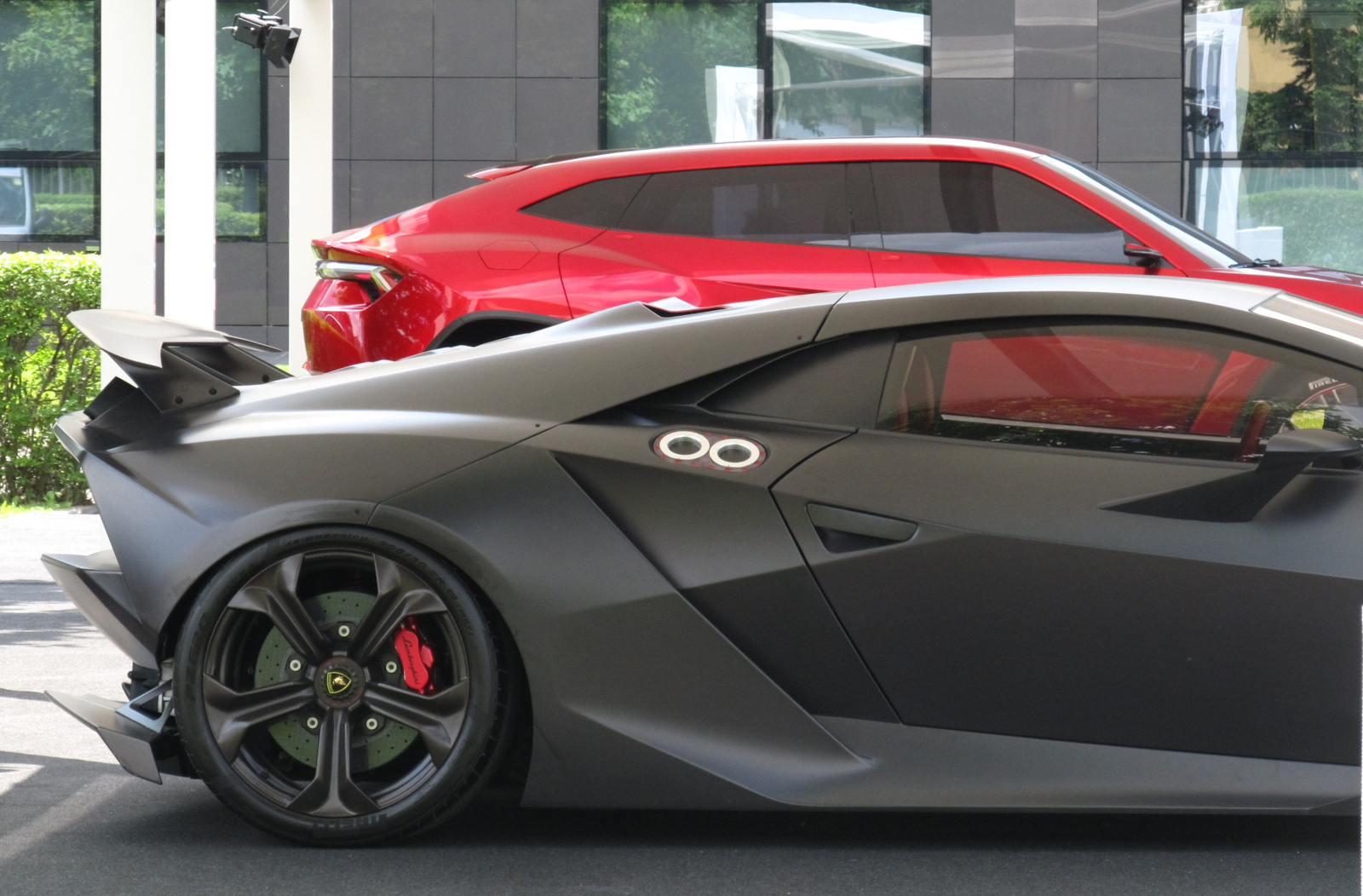 Lamborghini Sesto Elemento - Urus