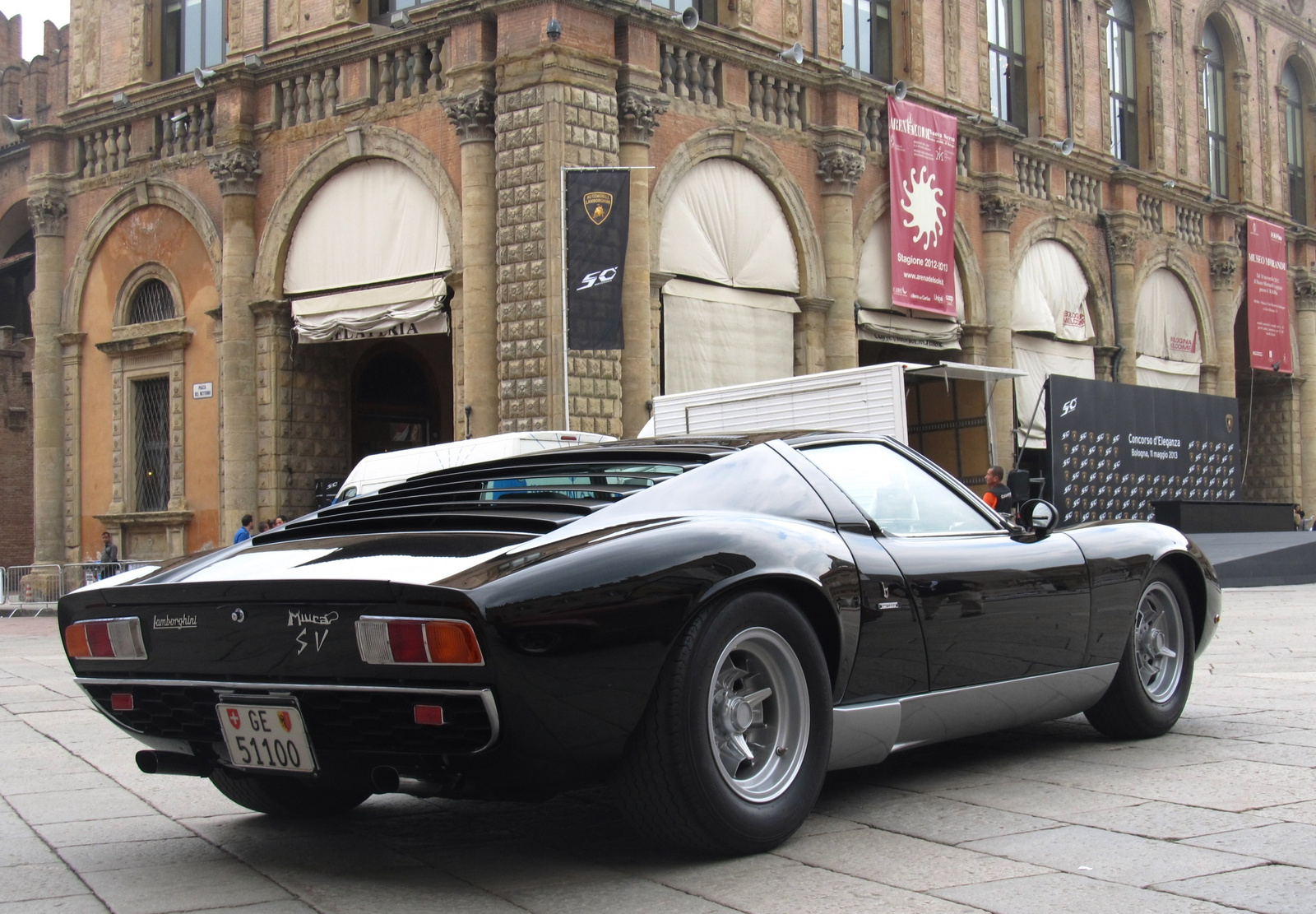 Lamborghini Miura SV