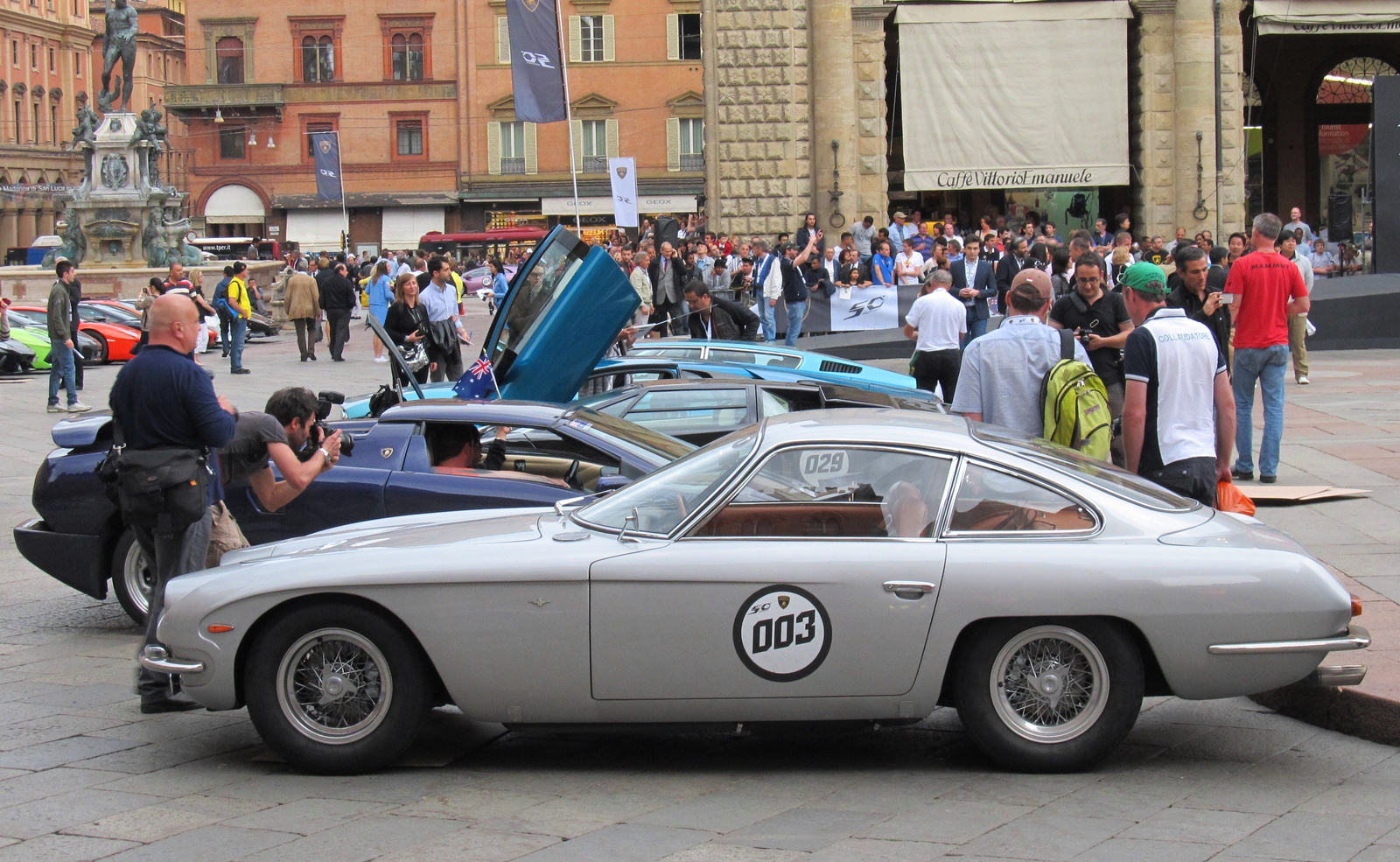 Lamborghini 400 GT 2+2