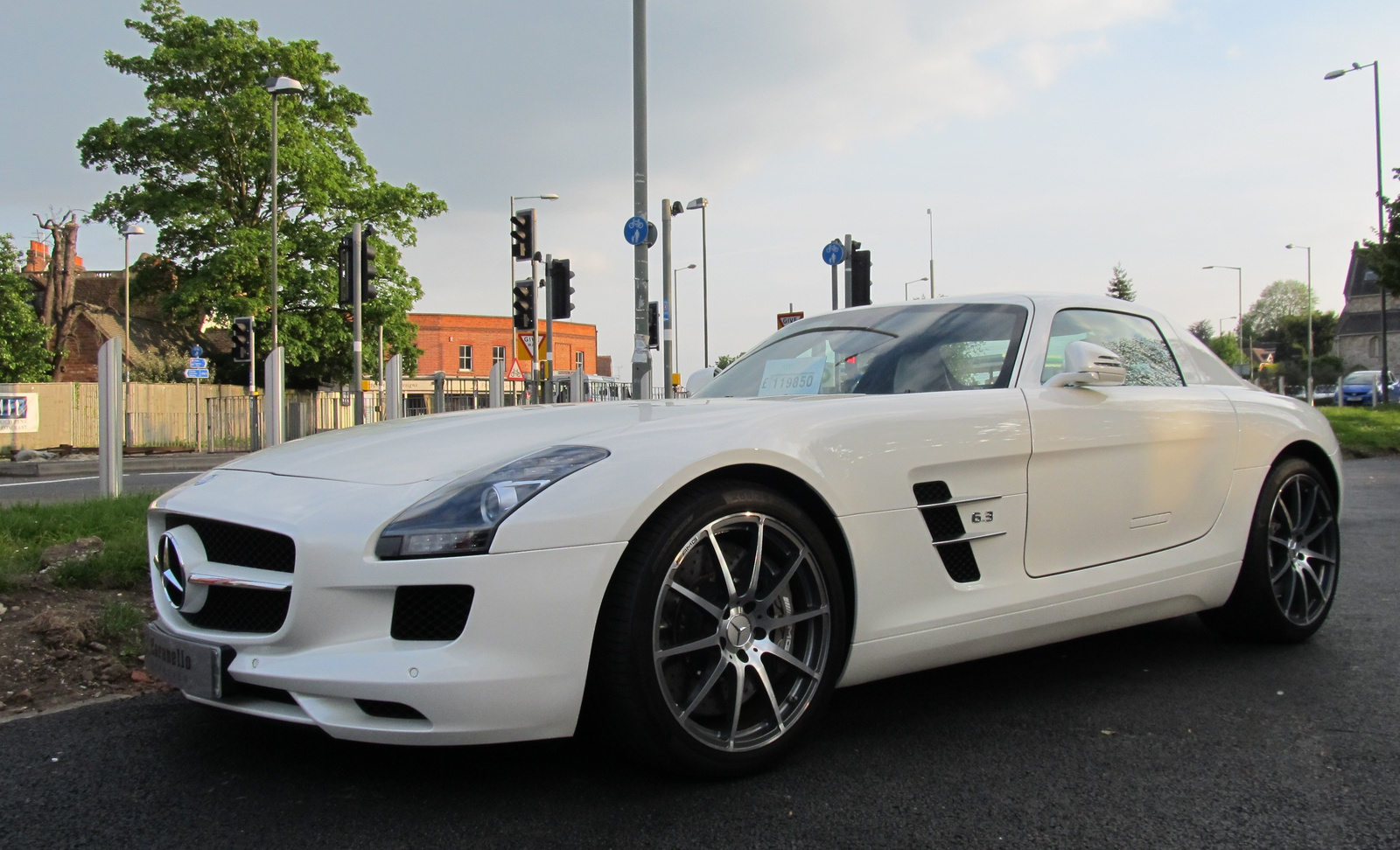 Mercedes SLS AMG