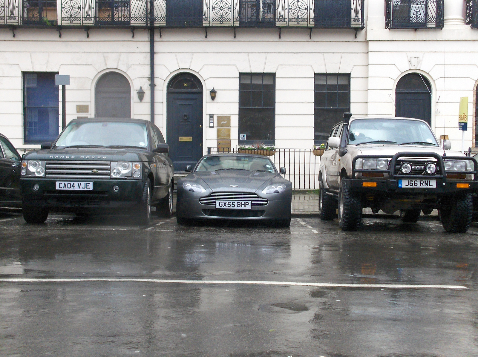 Aston Martin V8 Vantage