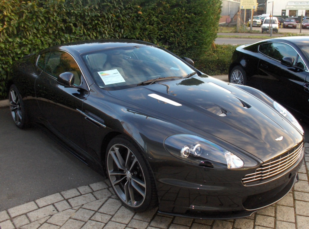 Aston Martin DBS