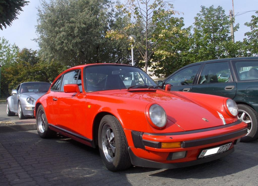 Porsche 911 Carrera