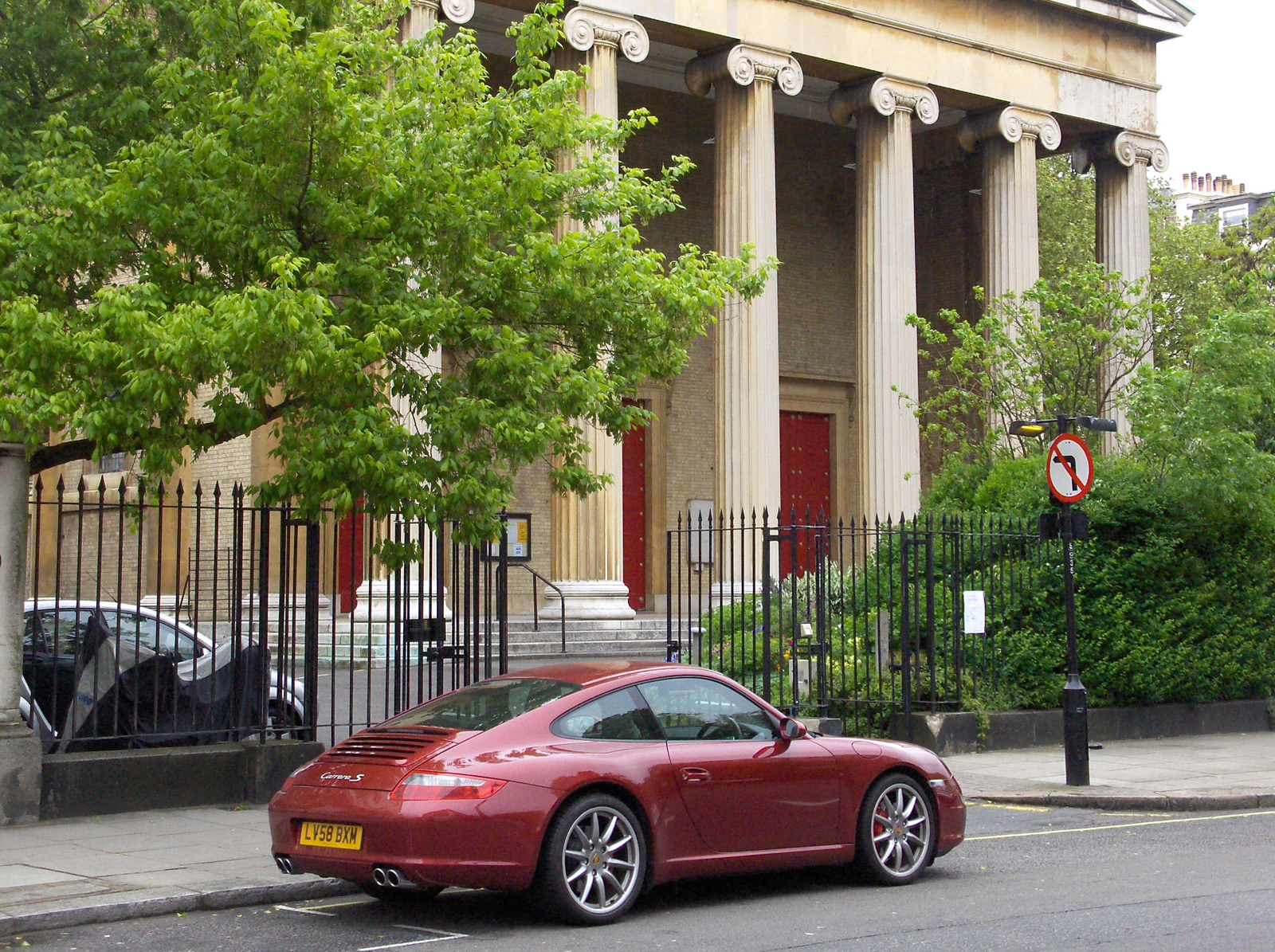 Porsche 911 Carrera S