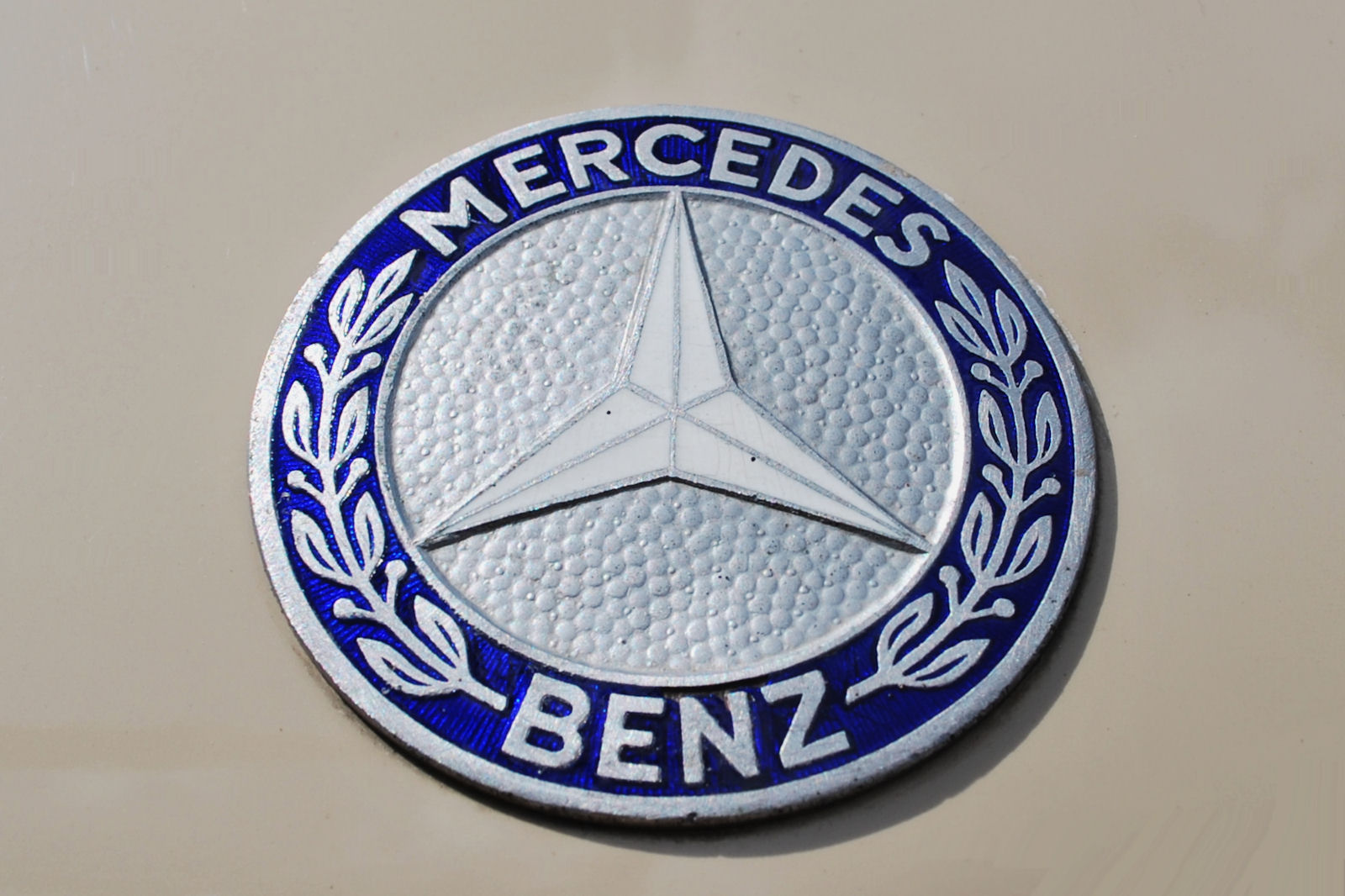 Mercedes-Benz W113