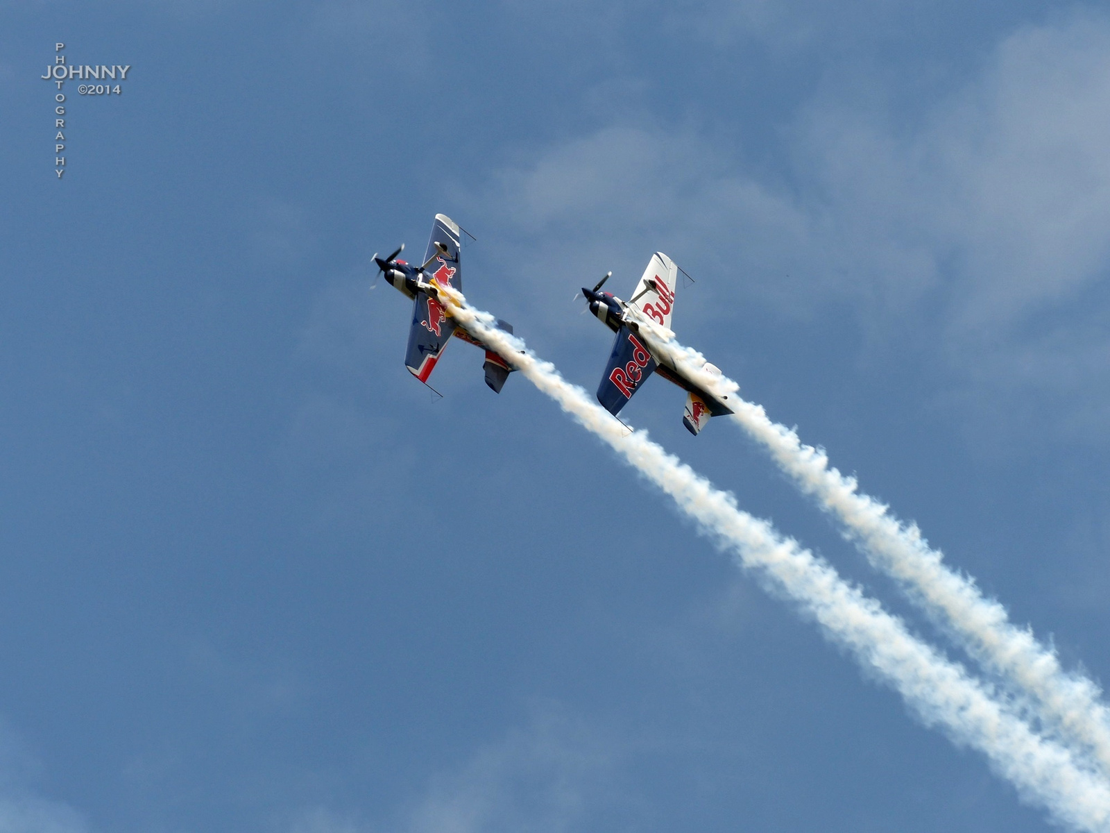 Flying Bulls Aerobatic Duo