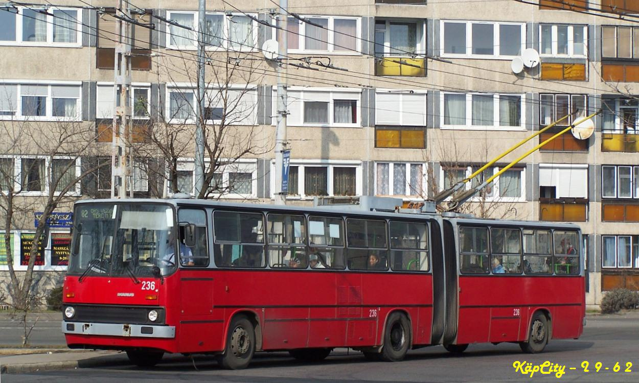 236 - 82 (Örs Vezér tere)