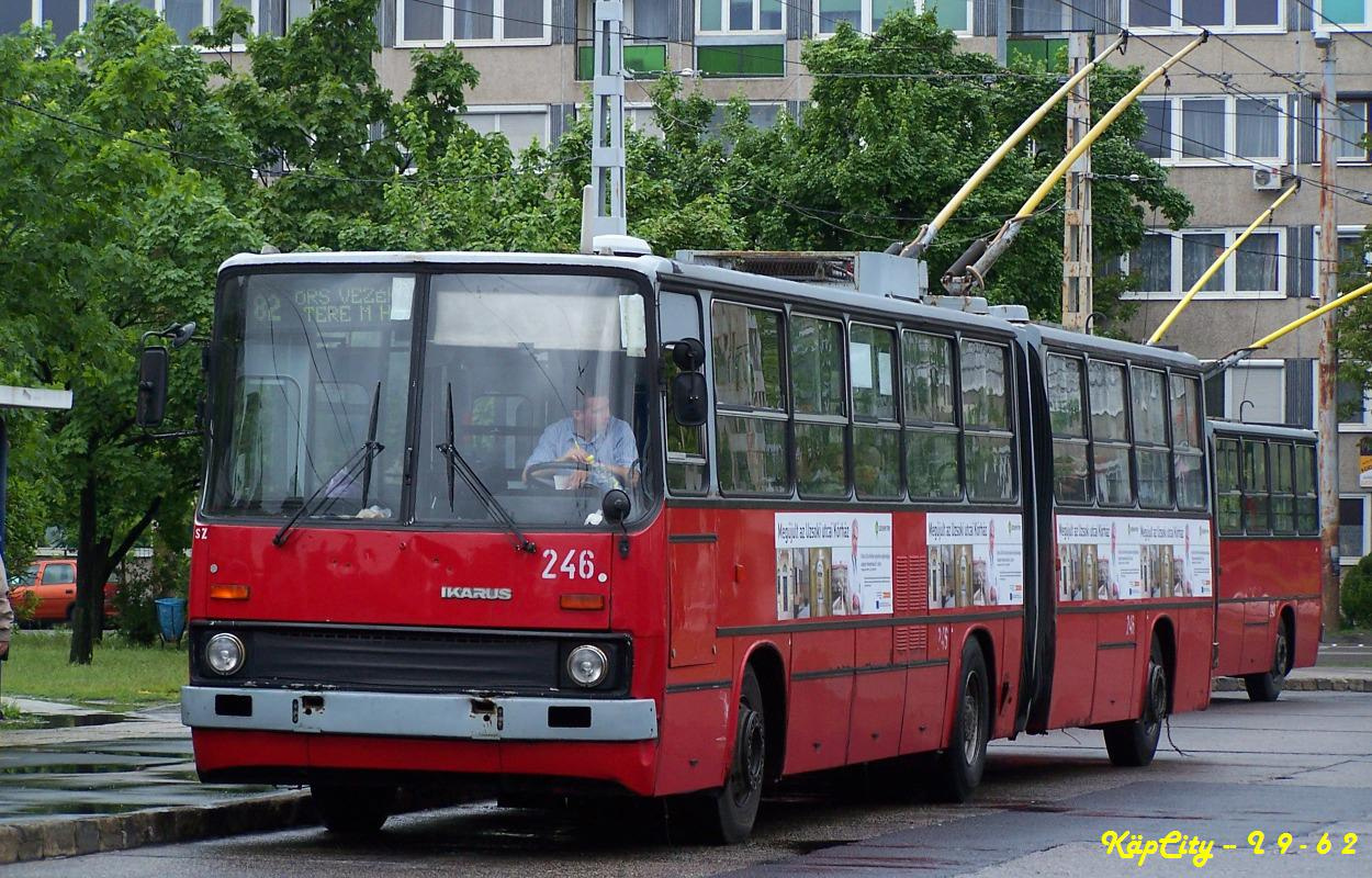 246 - 82 (Örs Vezér tere)