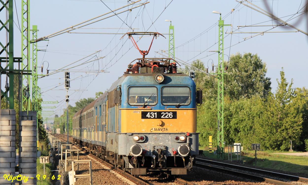 431 226 - Gárdony