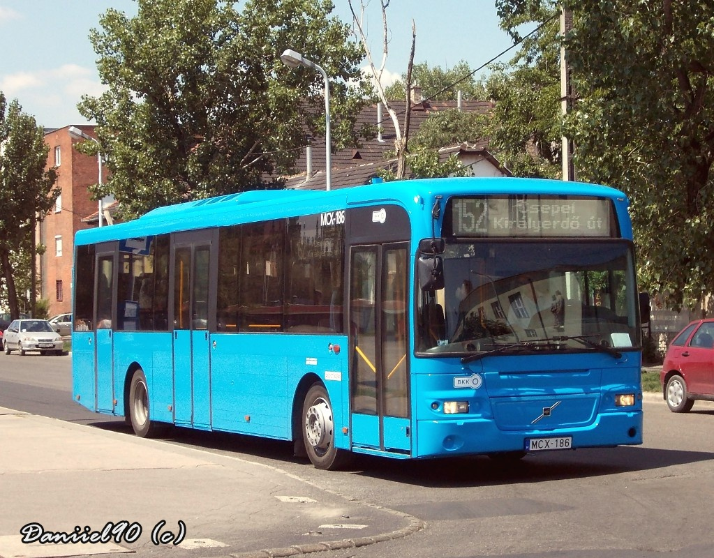 MCX-186, Volvo 8500 (Csepel, Vermes Miklós utca)