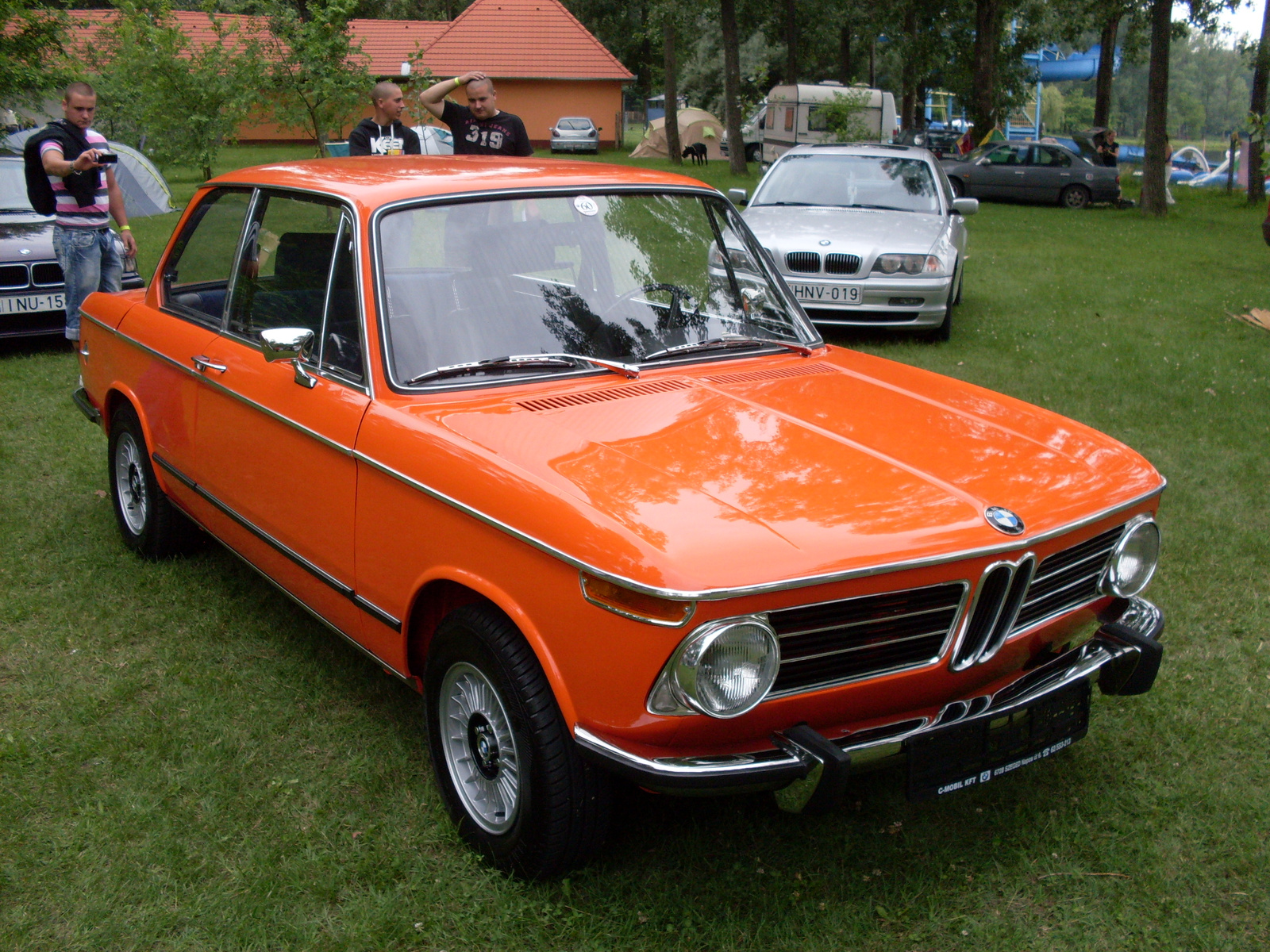 BMW 2002 Automatic (E10)