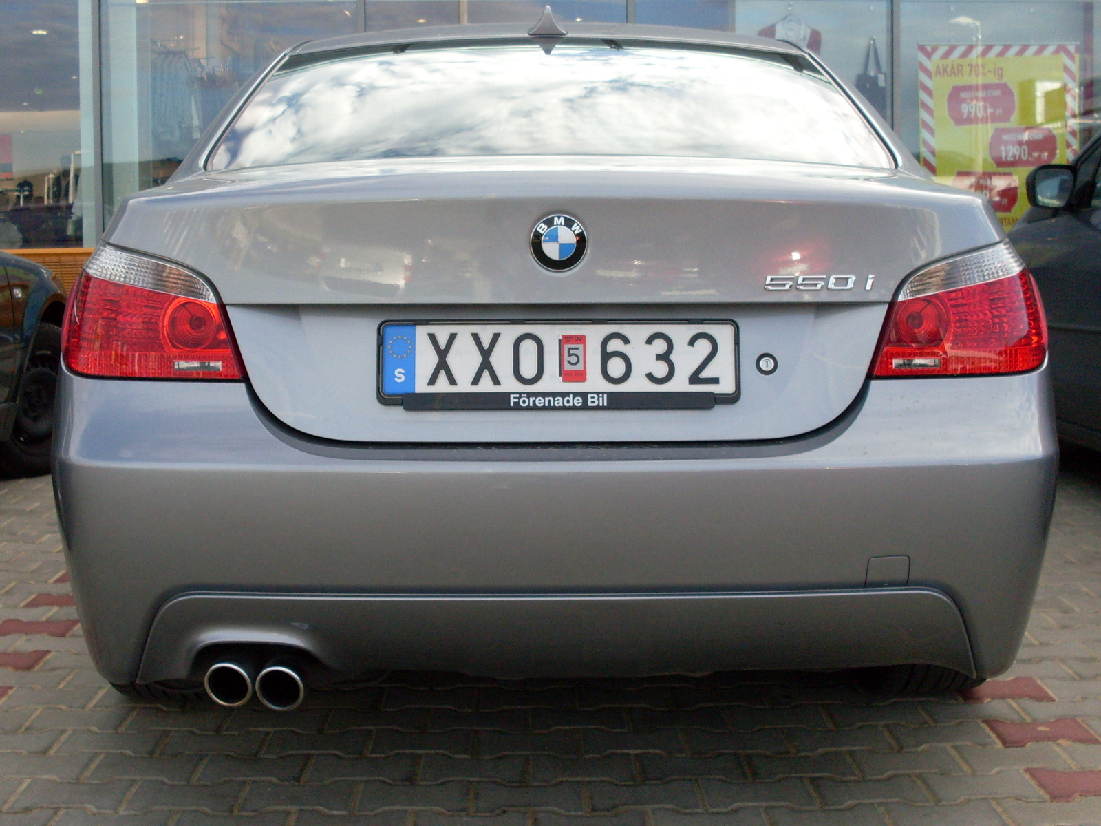 BMW 550i