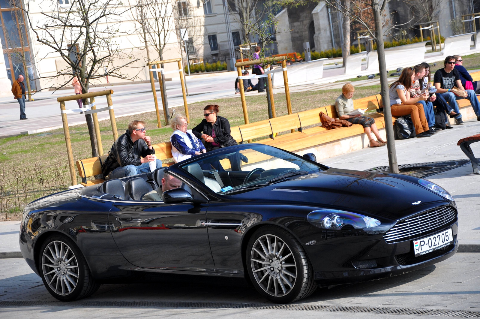 Aston Martin DB9 Volante 091