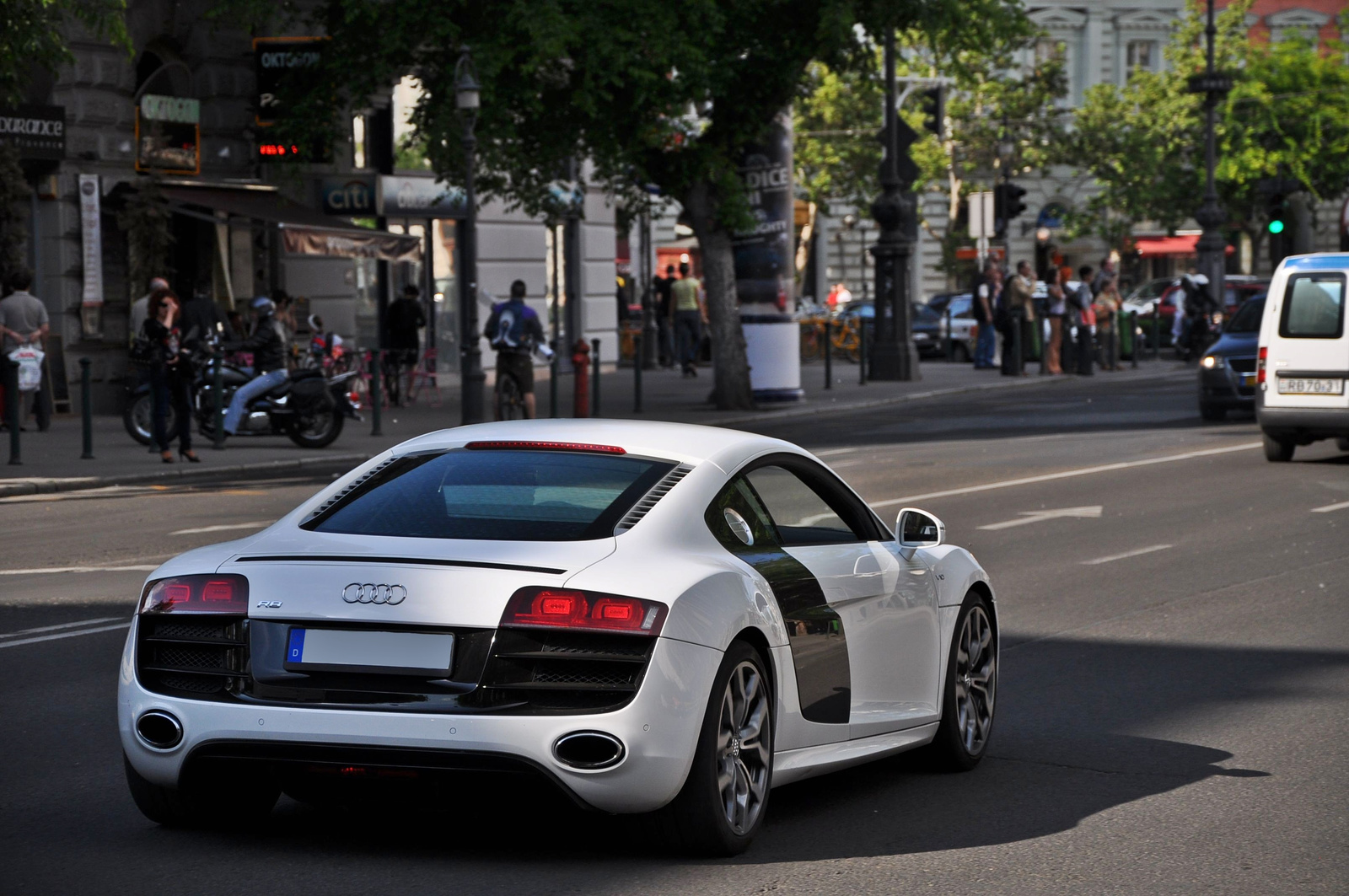 Audi R8 V10 004