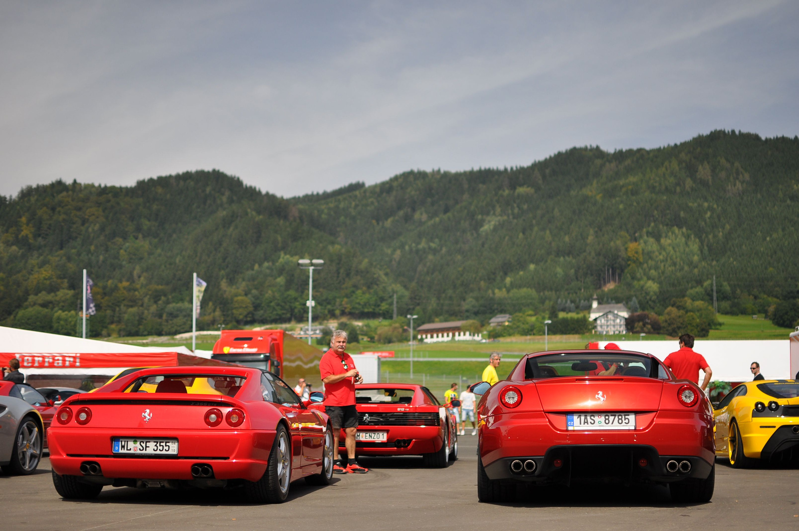 Ferrari F355 GTS - 599 HGTE