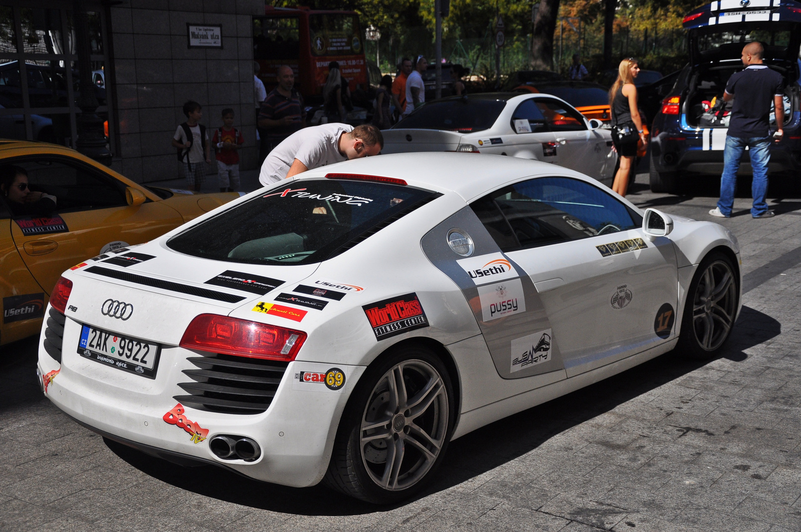 Audi R8 175