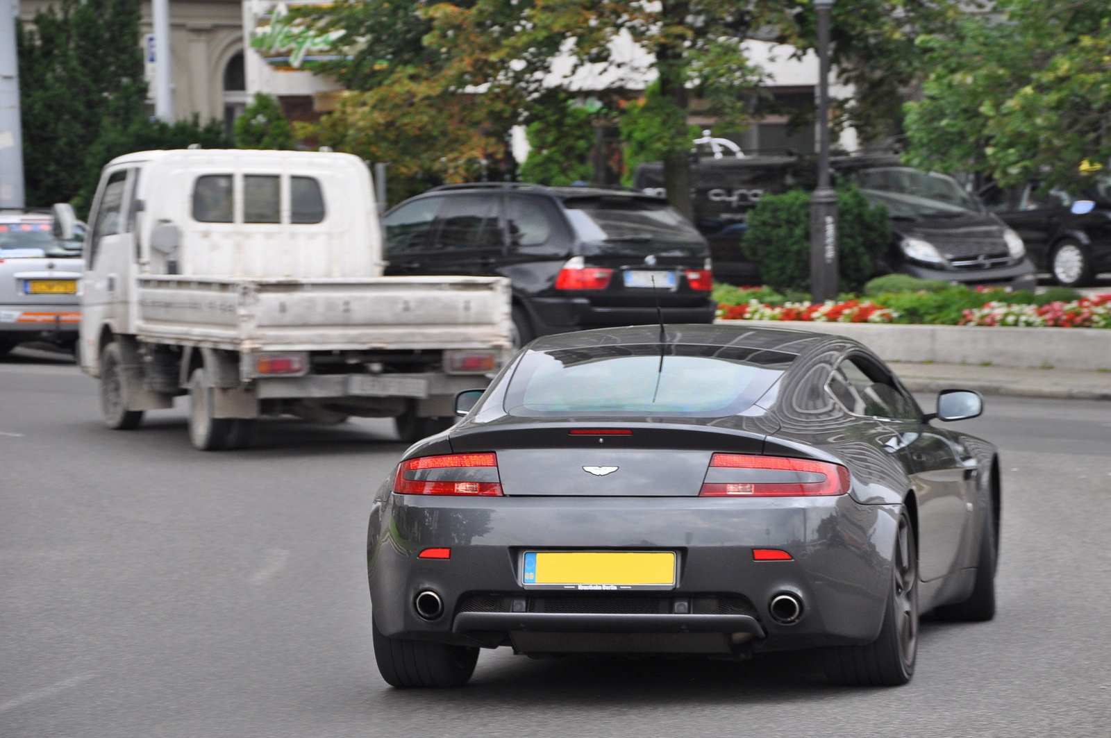 Aston Martin Vantage 068