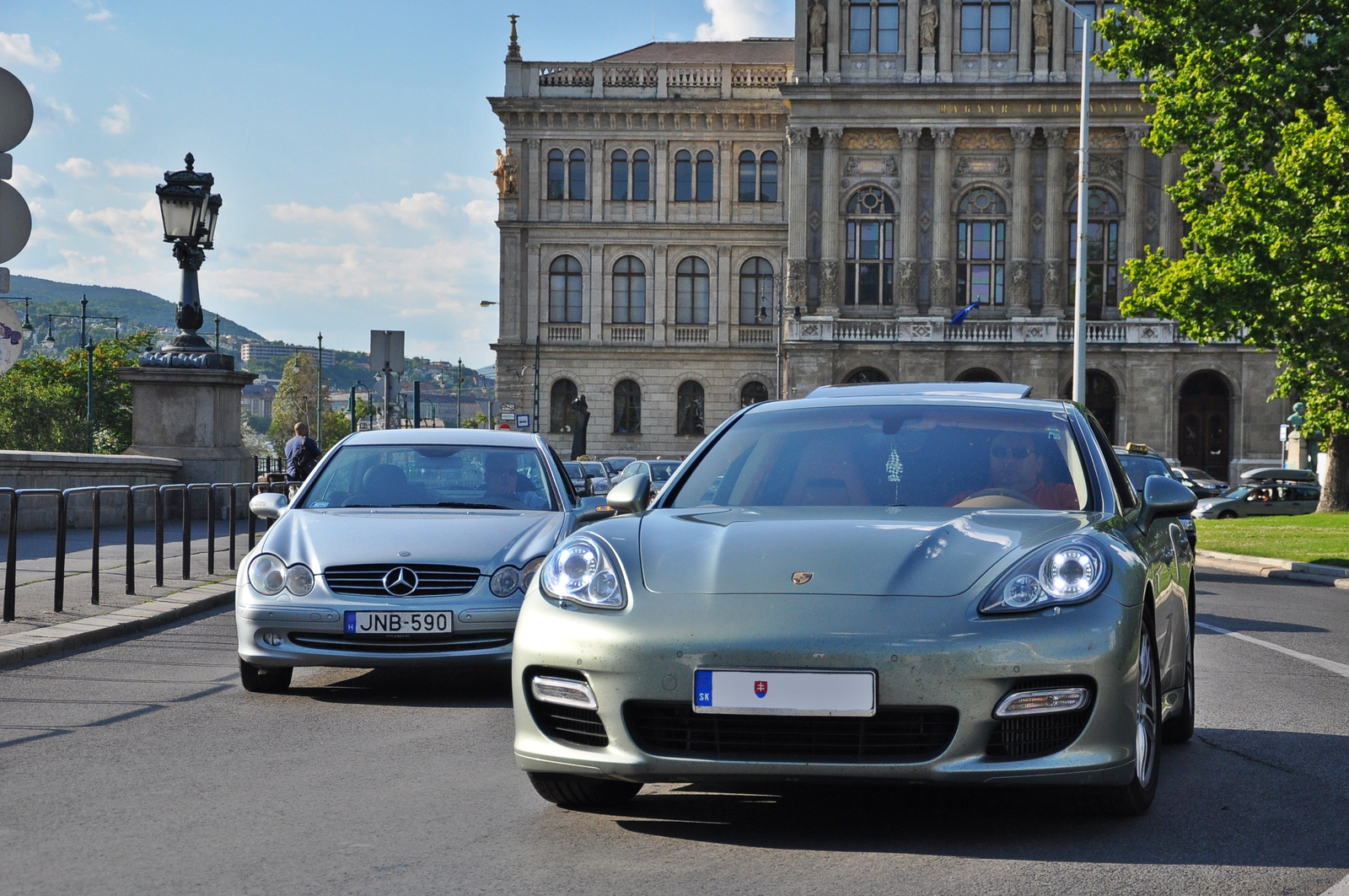 Porsche Panamera 100