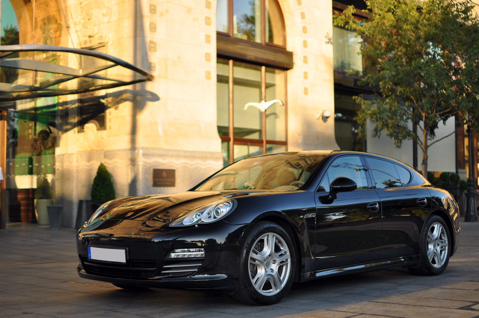 Porsche Panamera 105