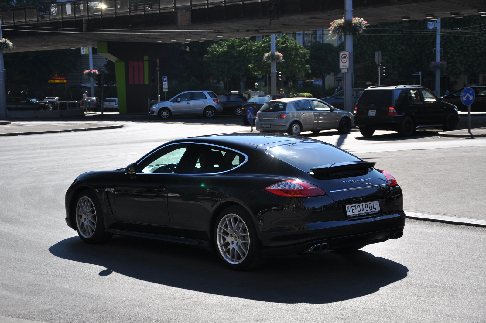 Porsche Panamera 111