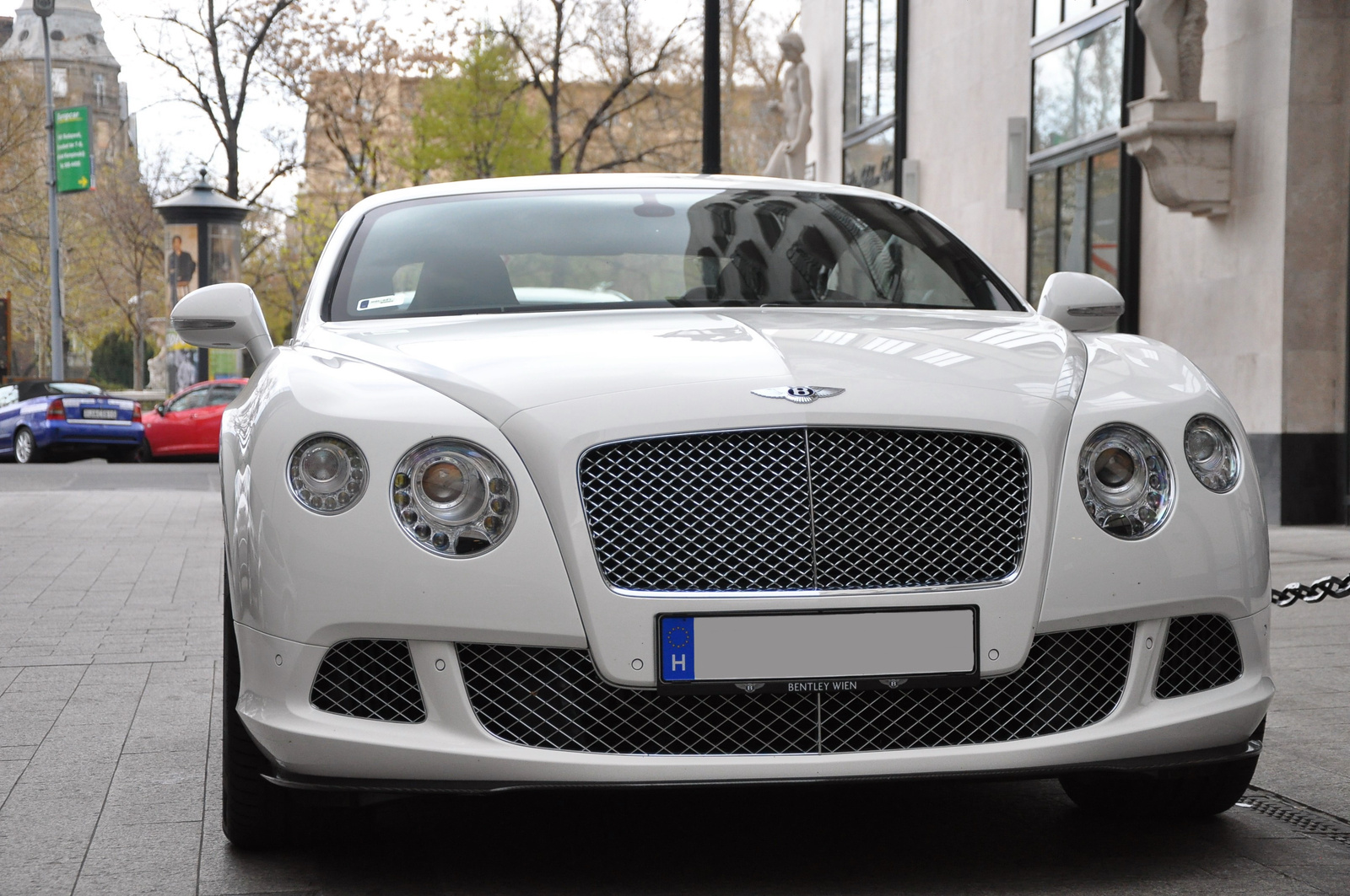 Bentley Continental GT 2012 013