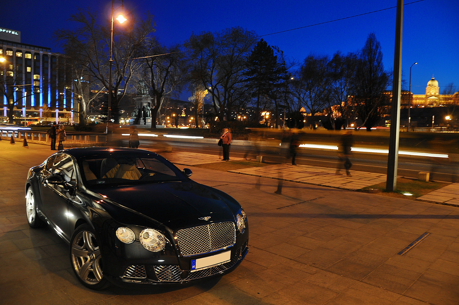 Bentley Continental GT 2012 012