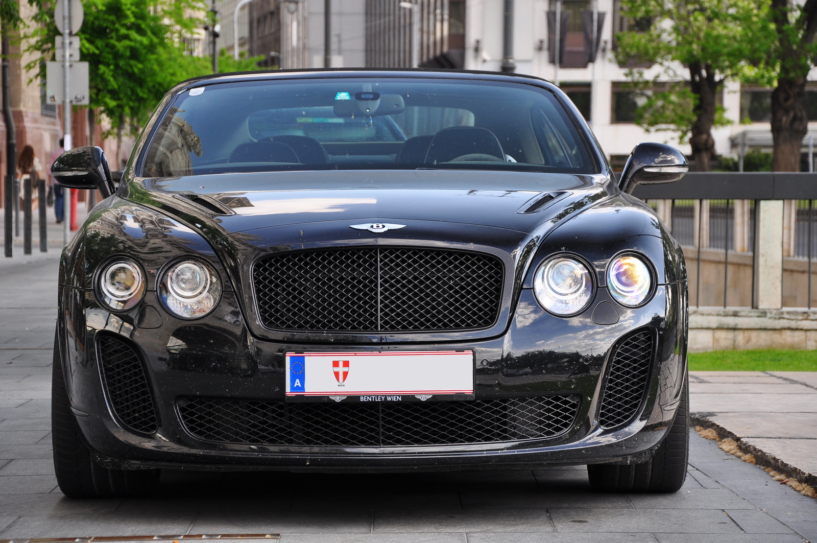 Bentley Continental Supersports Convertible 009