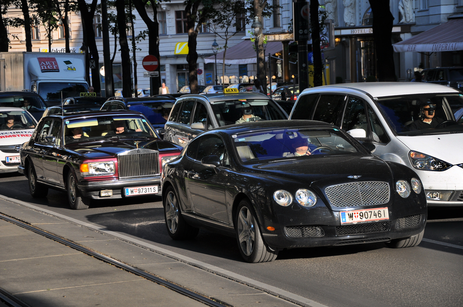 Bentley Continental GT - RR Silver Spur