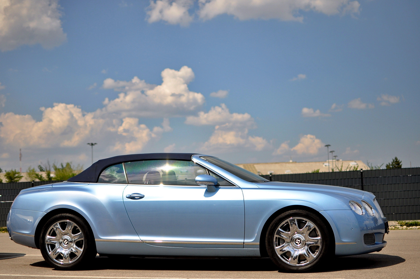 Bentley Continental GTC