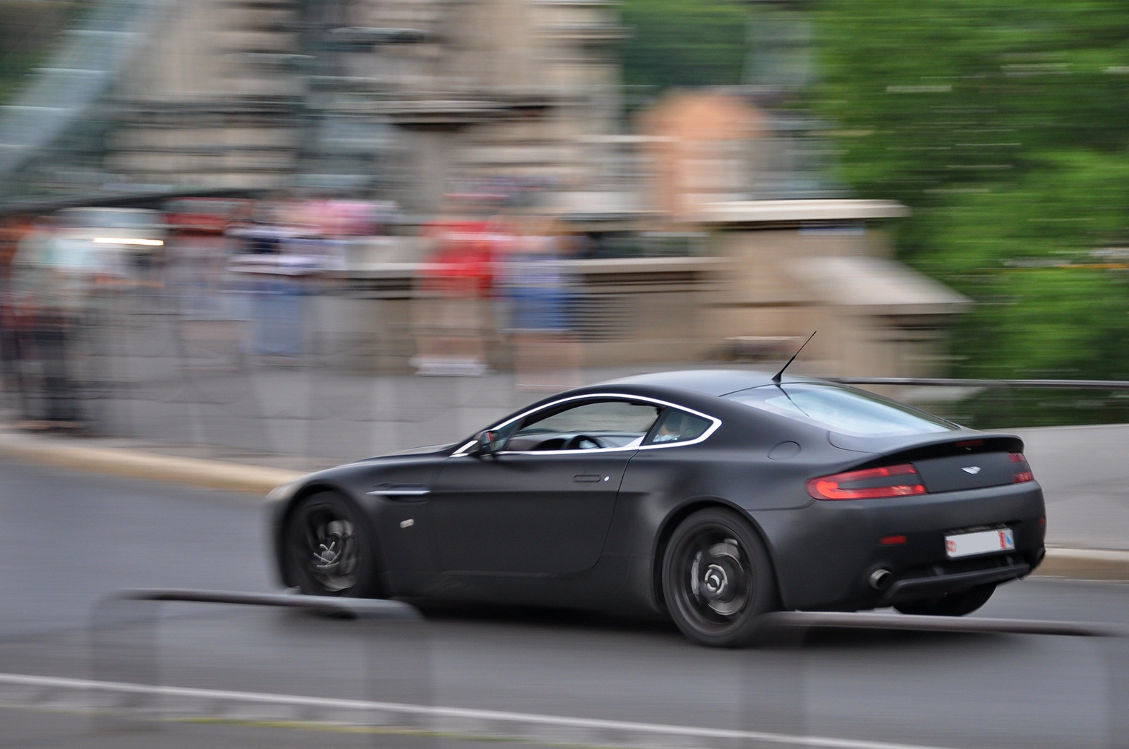 Aston Martin Vantage 073