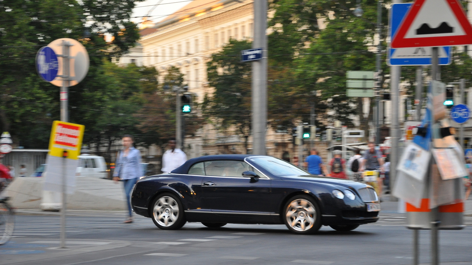 Bentley Continental GTC