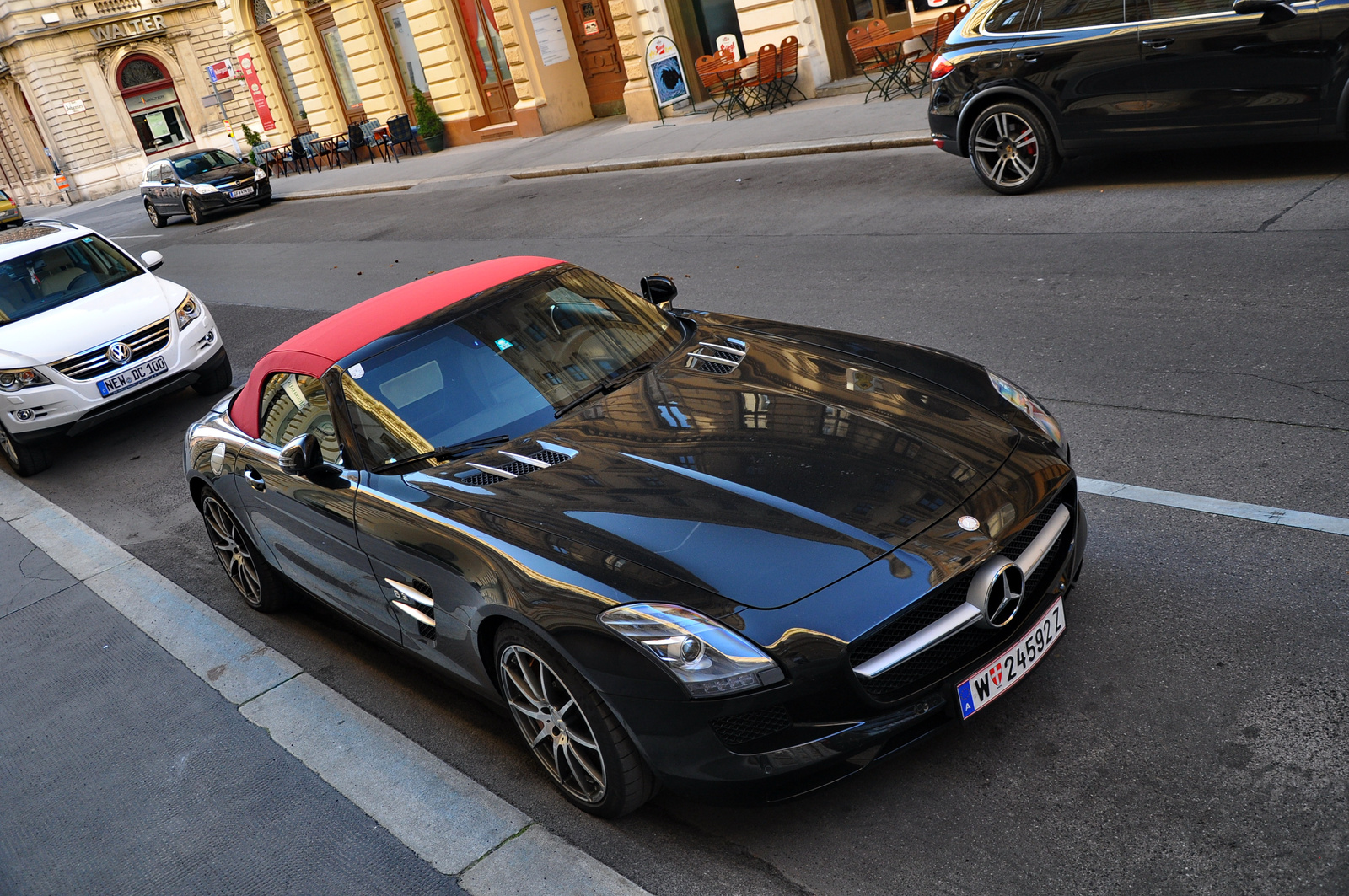 Mercedes SLS AMG Roadster