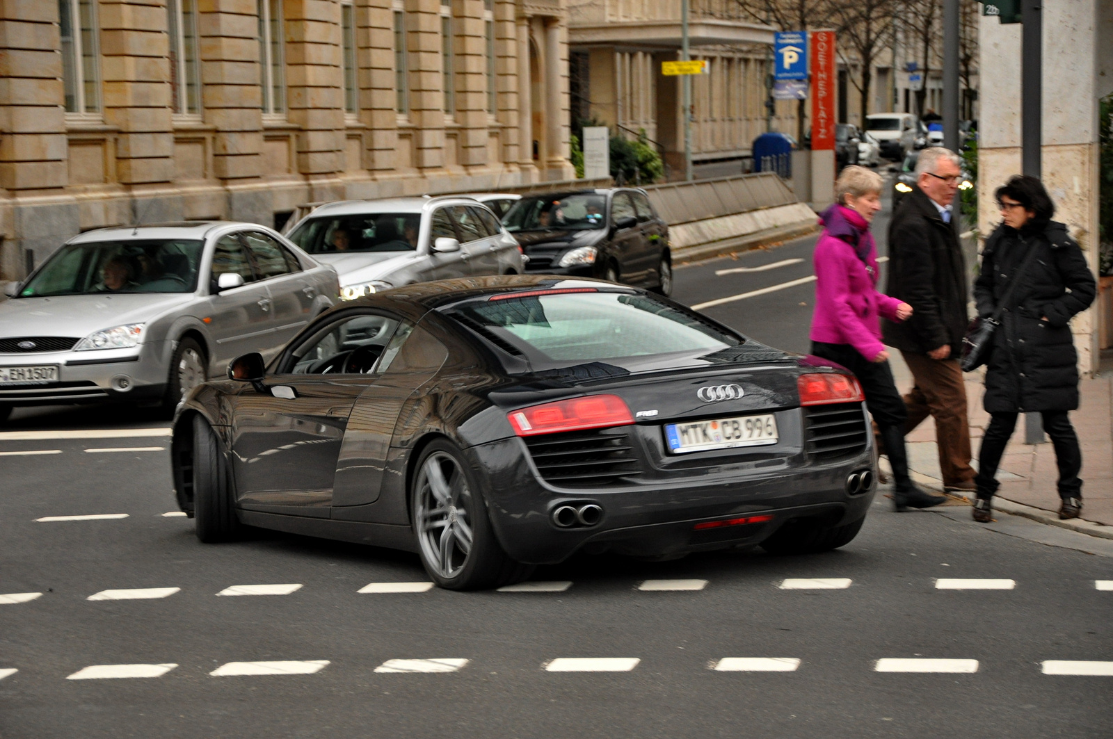 Audi R8