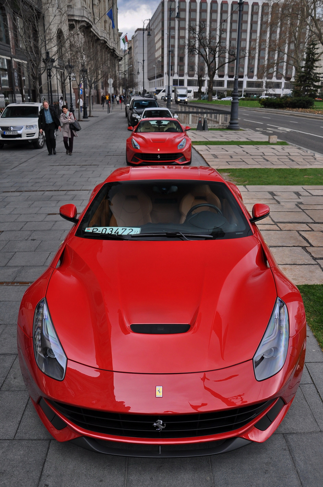 Dupla 312 Ferrari F12berlinetta x2