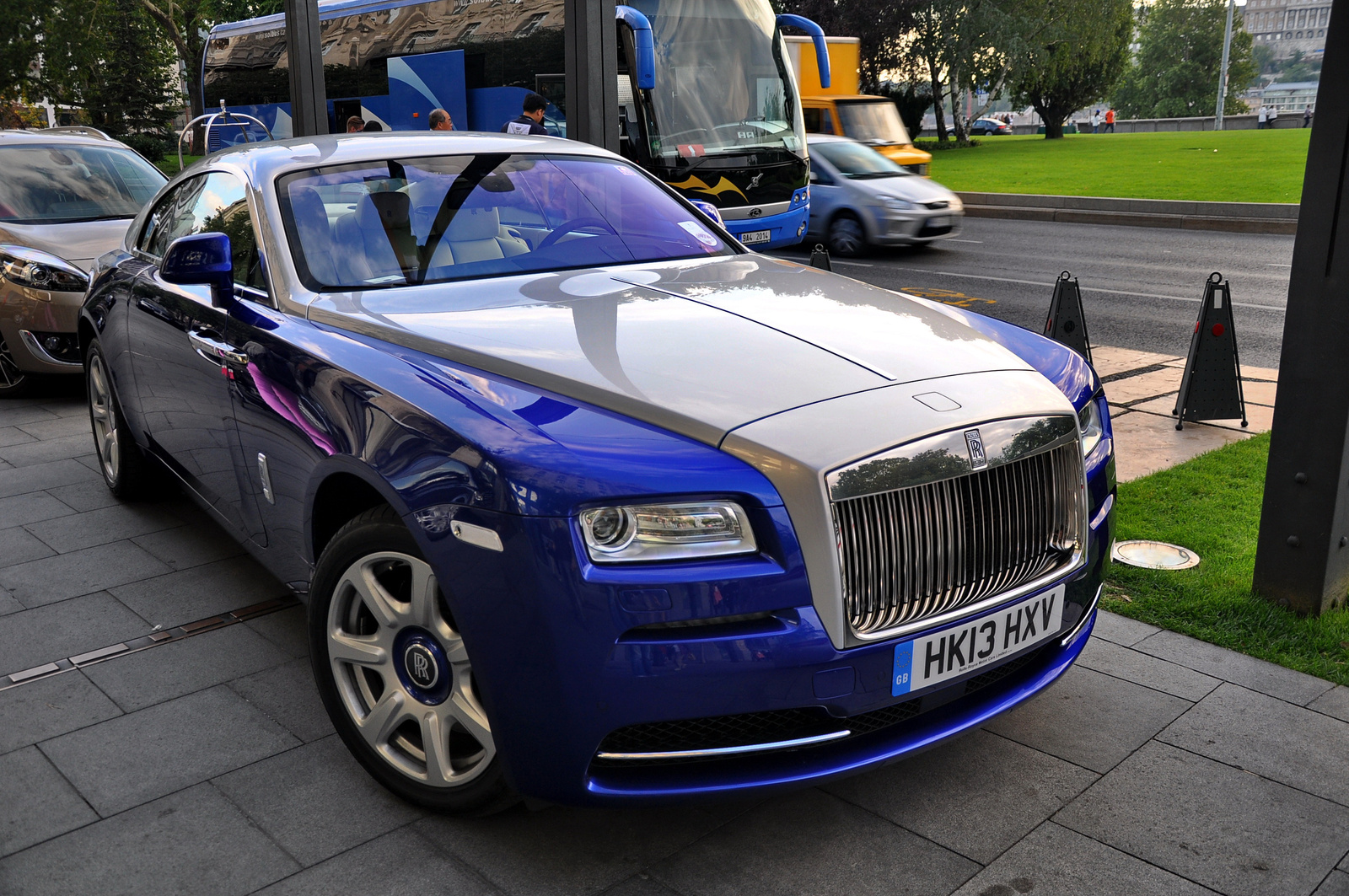 Rolls-Royce Wraith 010