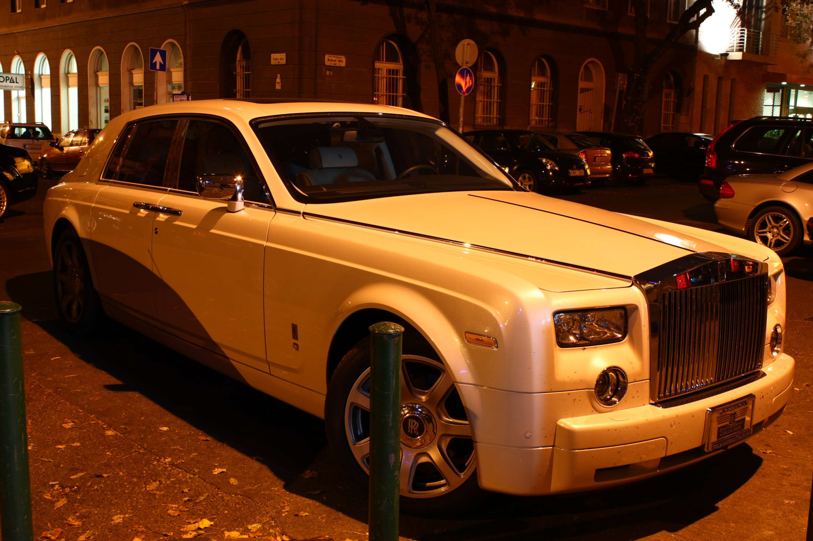 Rolls-Royce Phantom 077